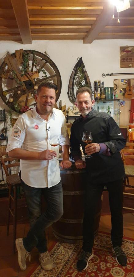 Pension Und Restaurant Die Burg Ehrenfriedersdorf Bagian luar foto