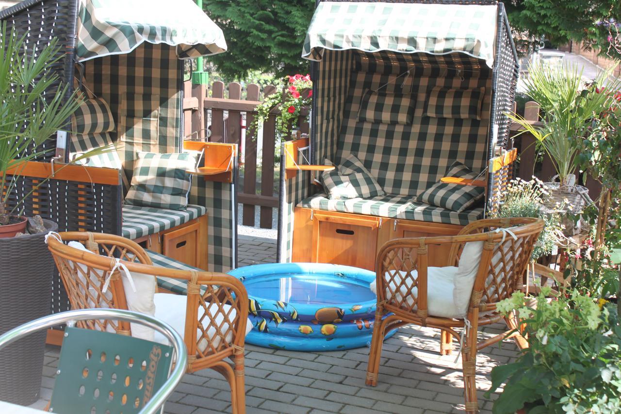 Pension Und Restaurant Die Burg Ehrenfriedersdorf Bagian luar foto
